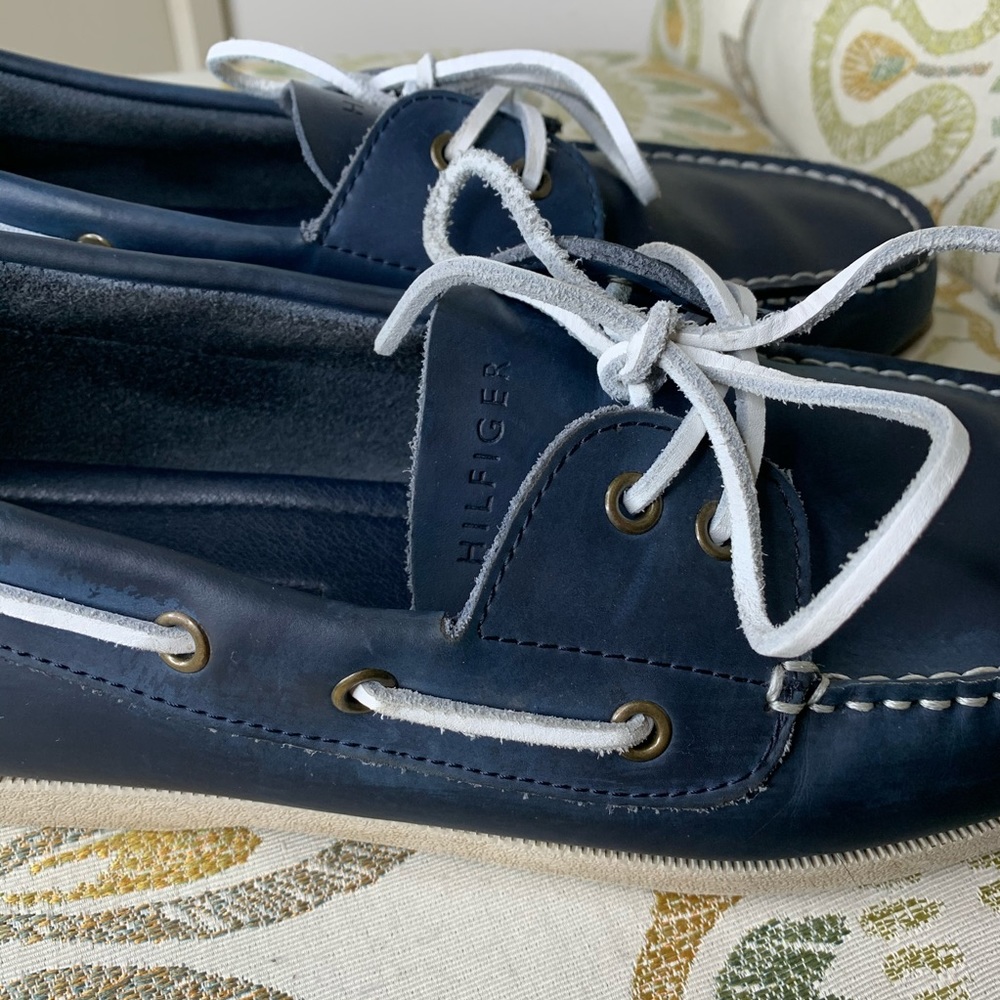 Tommy Hilfiger Leather Size 10.5 Loafer Boat Shoes - Picture 3 of 4